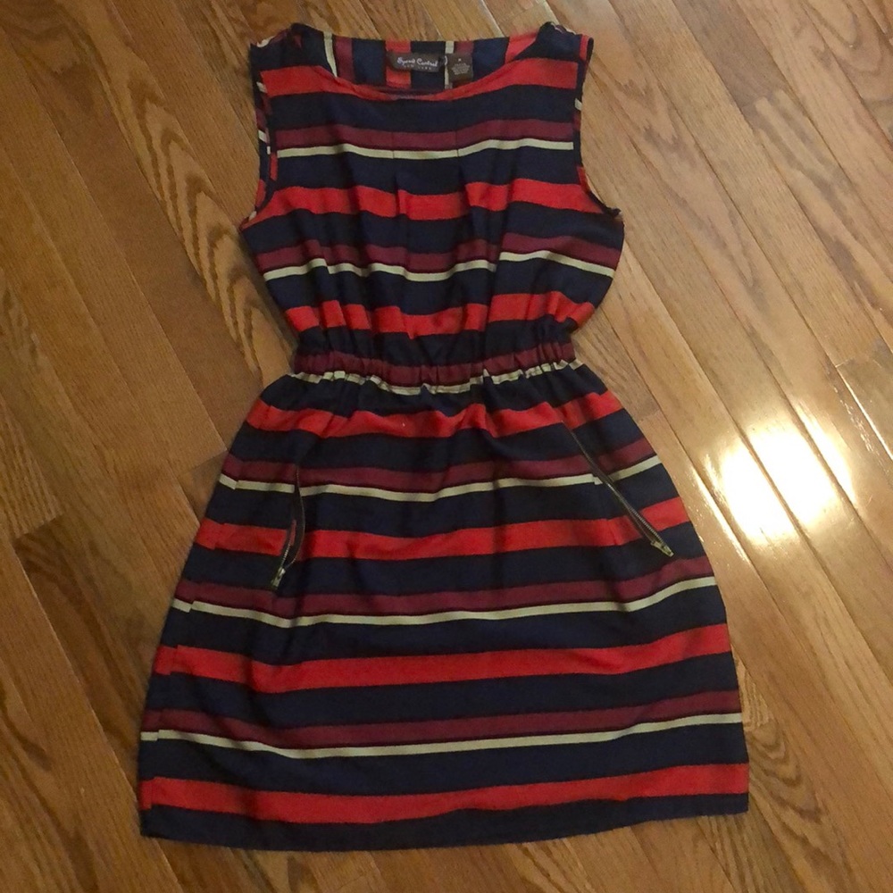 Summer sleeveless dress (with pockets!!!)